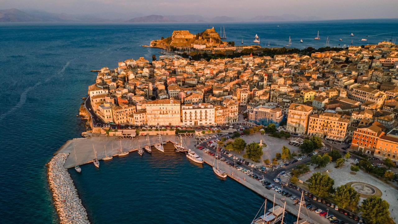 Ferienwohnung Mouragia Loft - Waterfront Old Corfu Town Exterior foto